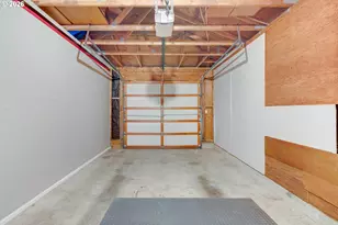 9649 SW Davies Rd, Beaverton, OR 97008 - Photo 17