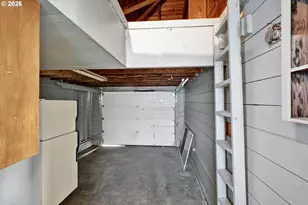 930 1st St, Springfield, OR 97477 - Photo 15