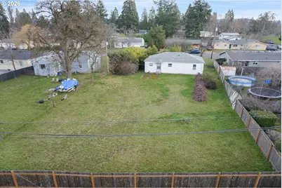 930 1st St, Springfield, OR 97477 - Photo 37