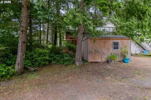 220 SE Hazelton Pl, Depoe Bay, OR 97341 - Photo 25