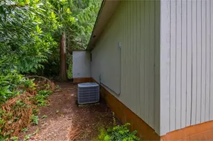 220 SE Hazelton Pl, Depoe Bay, OR 97341 - Photo 21