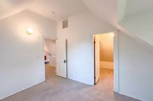 1710 NW Hoyt St, Portland, OR 97209 - Photo 7