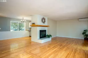 124 NE Lincoln Ct, Hillsboro, OR 97124 - Photo 13