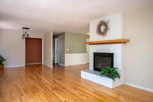124 NE Lincoln Ct, Hillsboro, OR 97124 - Photo 19