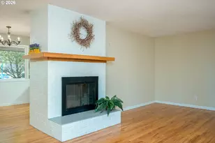 124 NE Lincoln Ct, Hillsboro, OR 97124 - Photo 15