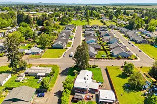1596 W 10th Ave, Junction City, OR 97448 - Photo 11