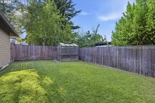 1433 Begonia Ave, Forest Grove, OR 97116 - Photo 35