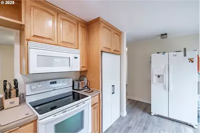 40235 Rainbow Dr, Scio, OR 97374 - Photo 21