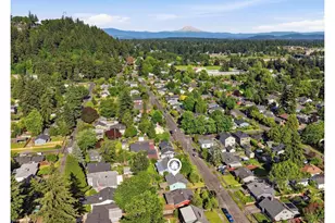 8703 NE Sacramento St, Portland, OR 97220 - Photo 33