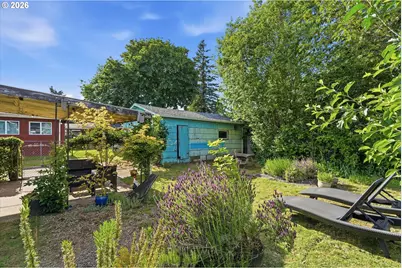 8703 NE Sacramento St, Portland, OR 97220 - Photo 27