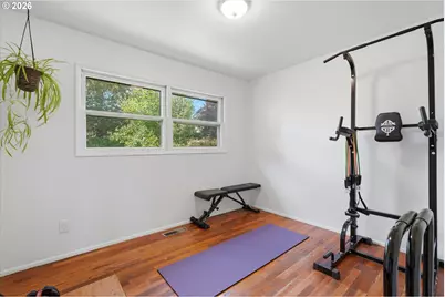 8703 NE Sacramento St, Portland, OR 97220 - Photo 19