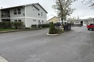 15072 NW Central Dr, Portland, OR 97229 - Photo 21