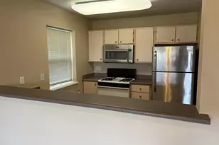 15072 NW Central Dr, Portland, OR 97229 - Photo 7