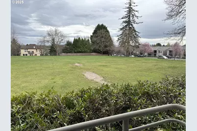 15072 NW Central Dr #406, Portland, OR 97229 - Photo 19