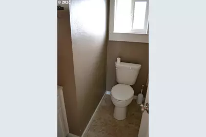 604 SW 2nd St, Enterprise, OR 97828 - Photo 13