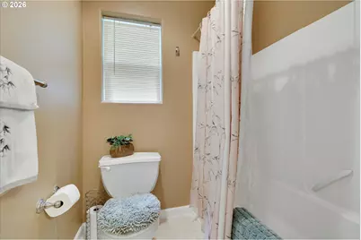 5584 NE Caddis Dr, Hillsboro, OR 97124 - Photo 17