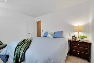 5584 NE Caddis Dr, Hillsboro, OR 97124 - Photo 19