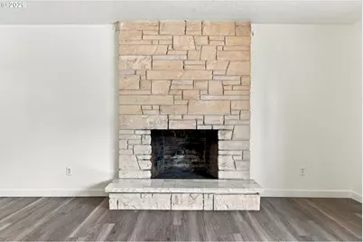 820 NE 168th Pl, Portland, OR 97230 - Photo 7