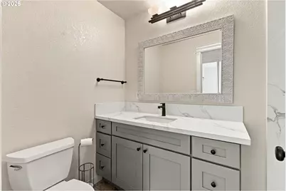 820 NE 168th Pl, Portland, OR 97230 - Photo 31