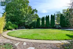 820 NE 168th Pl, Portland, OR 97230 - Photo 21