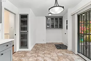820 NE 168th Pl, Portland, OR 97230 - Photo 15