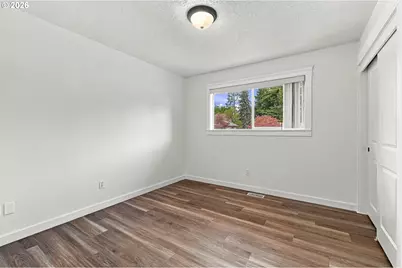 820 NE 168th Pl, Portland, OR 97230 - Photo 33