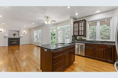 8118 SE 138th Dr, Portland, OR 97236 - Photo 15