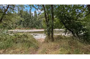 36991 Row River Rd, Cottage Grove, OR 97424 - Photo 27