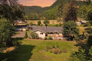 36991 Row River Rd, Cottage Grove, OR 97424 - Photo 1