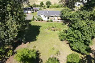 36991 Row River Rd, Cottage Grove, OR 97424 - Photo 31