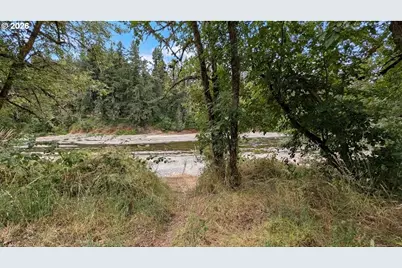 36991 Row River Rd, Cottage Grove, OR 97424 - Photo 23