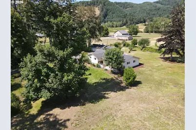 36991 Row River Rd, Cottage Grove, OR 97424 - Photo 25