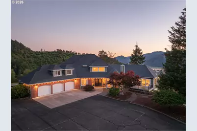 317 Aker Dr, Myrtle Creek, OR 97457 - Photo 1