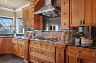 317 Aker Dr, Myrtle Creek, OR 97457 - Photo 15