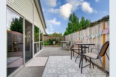 2315 NE 156th Pl, Portland, OR 97230 - Photo 33