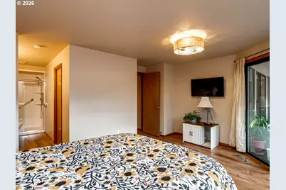2315 NE 156th Pl, Portland, OR 97230 - Photo 23