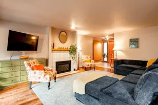 2315 NE 156th Pl, Portland, OR 97230 - Photo 5