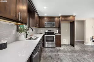 8687 SE 55th Ave, Portland, OR 97206 - Photo 11