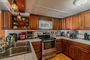 110 8th Ave, Sweet Home, OR 97386 - Photo 15