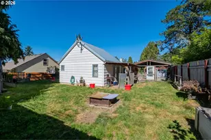 110 8th Ave, Sweet Home, OR 97386 - Photo 7