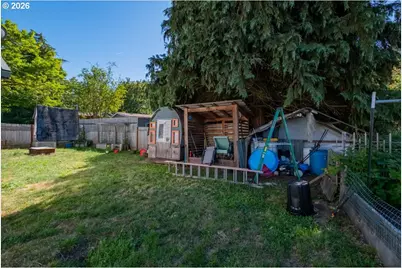 110 8th Ave, Sweet Home, OR 97386 - Photo 11