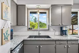 440 N Yamhill St, Carlton, OR 97111 - Photo 17