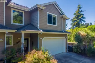 125 NE Lincoln St, Newport, OR 97365 - Photo 1