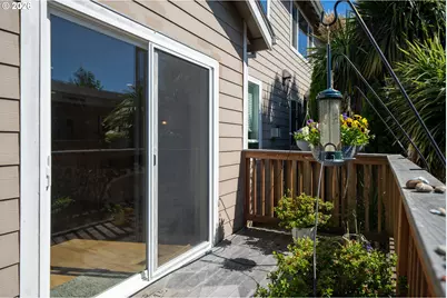 125 NE Lincoln St #B, Newport, OR 97365 - Photo 31