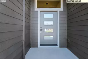 2201 E Juniper Cir, La Center, WA 98629 - Photo 31