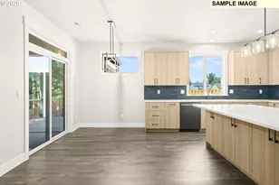 2201 E Juniper Cir, La Center, WA 98629 - Photo 7