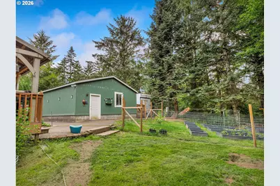 42043 Forest Court Ln, Astoria, OR 97103 - Photo 37