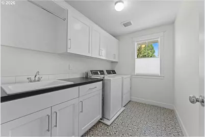 2136 5th Ave, West Linn, OR 97068 - Photo 29
