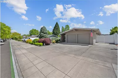 1525 Willamette Falls Dr, West Linn, OR 97068 - Photo 3