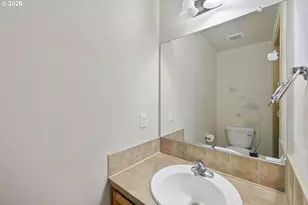 1829 SE 122nd Ave, Portland, OR 97233 - Photo 7